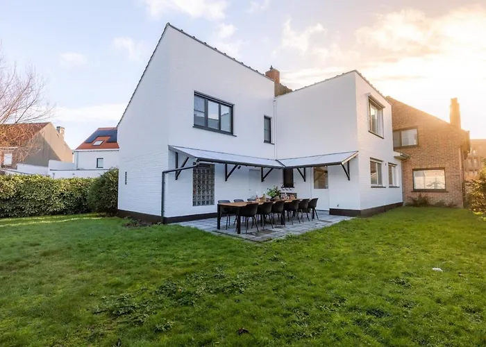 Huswell - Spacious House With Sunny Garden