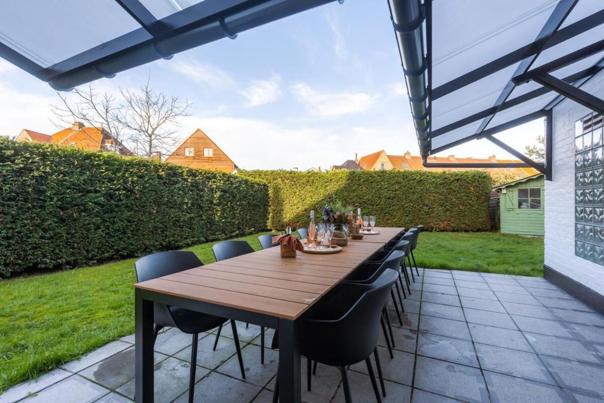 Huswell - Spacious House With Sunny Garden Villa
