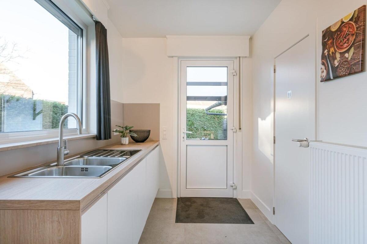 Huswell - Spacious House With Sunny Garden